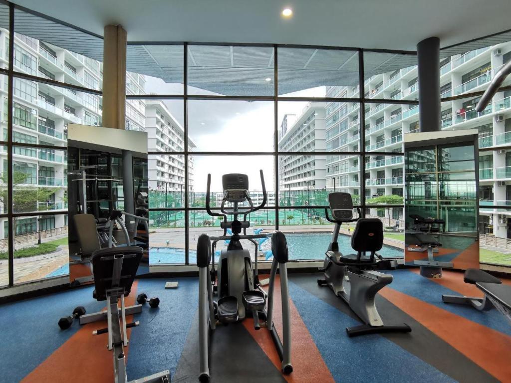 -lake View-mount Austin Ikea Toppen 10 Mins - C107 Pangsapuri