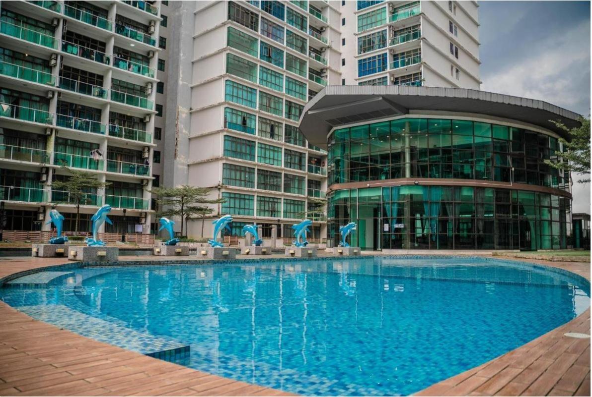-lake View-mount Austin Ikea Toppen 10 Mins - C107 Pangsapuri